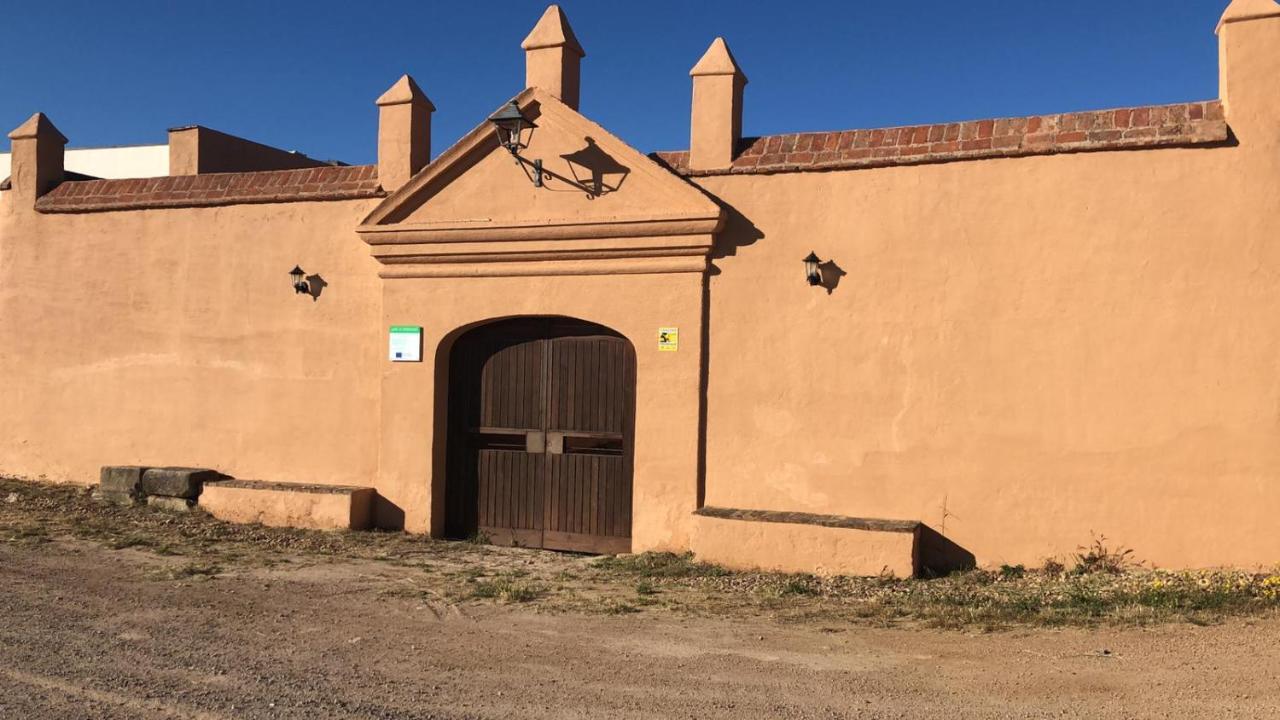 Albergue Turistico La Almazara فيلافرانكا دي لوس باروس المظهر الخارجي الصورة