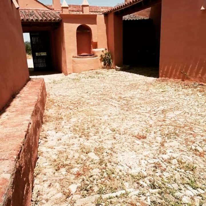 Albergue Turistico La Almazara فيلافرانكا دي لوس باروس المظهر الخارجي الصورة