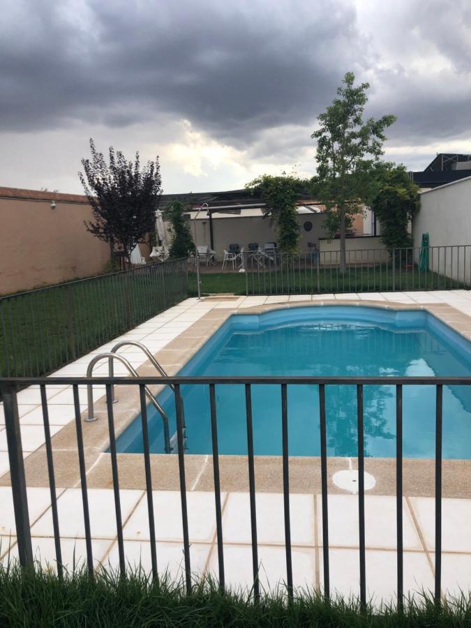 Albergue Turistico La Almazara فيلافرانكا دي لوس باروس المظهر الخارجي الصورة