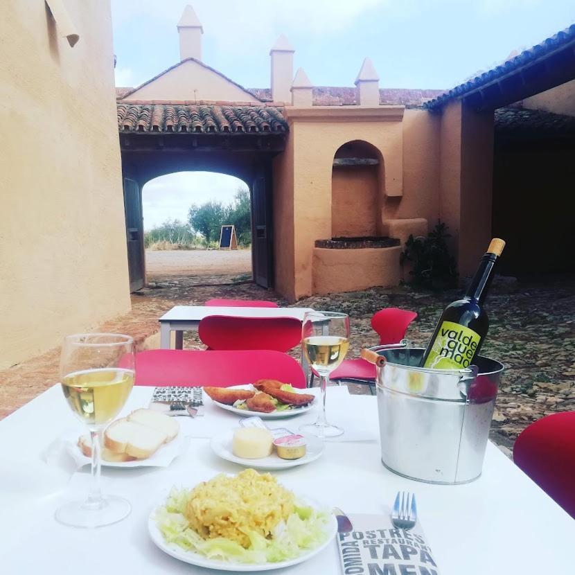 Albergue Turistico La Almazara فيلافرانكا دي لوس باروس المظهر الخارجي الصورة