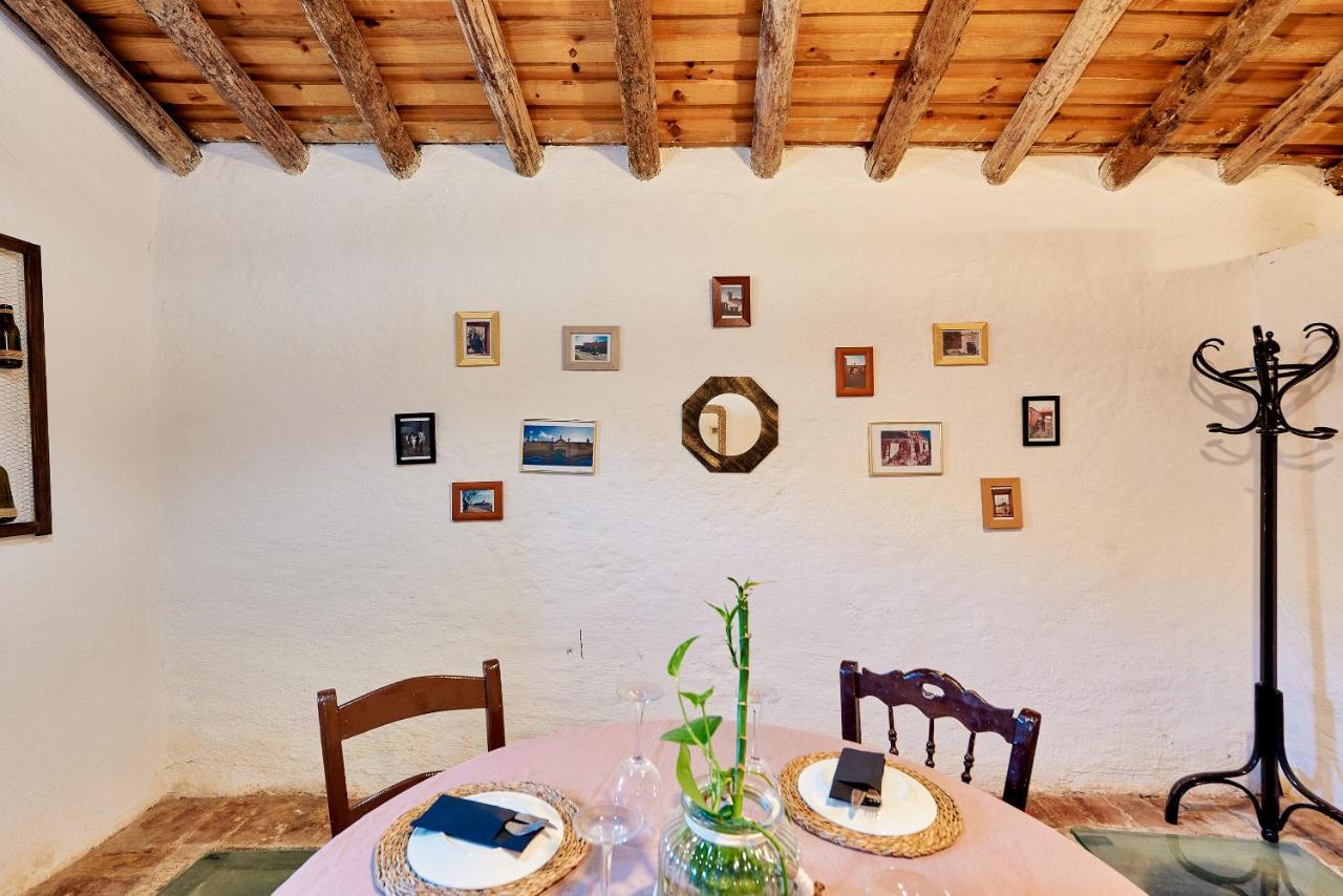 Albergue Turistico La Almazara فيلافرانكا دي لوس باروس المظهر الخارجي الصورة