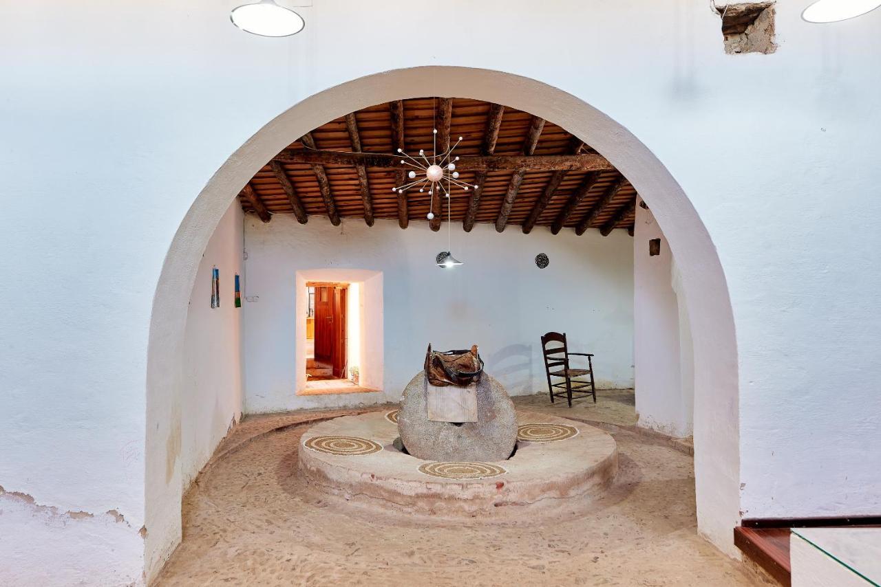 Albergue Turistico La Almazara فيلافرانكا دي لوس باروس المظهر الخارجي الصورة